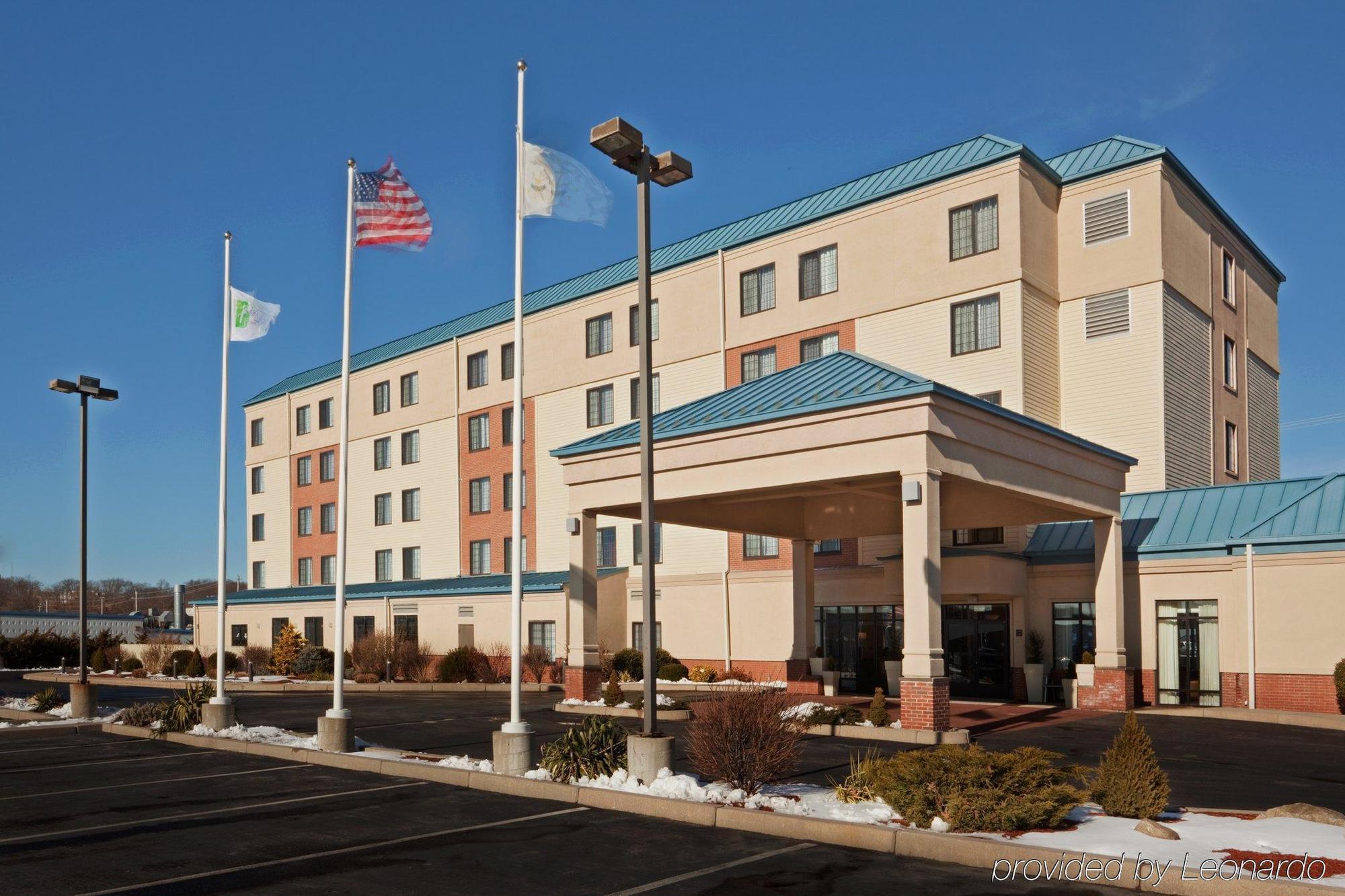 Holiday Inn Express Hotel & Suites Providence-Woonsocket By Ihg מראה חיצוני תמונה