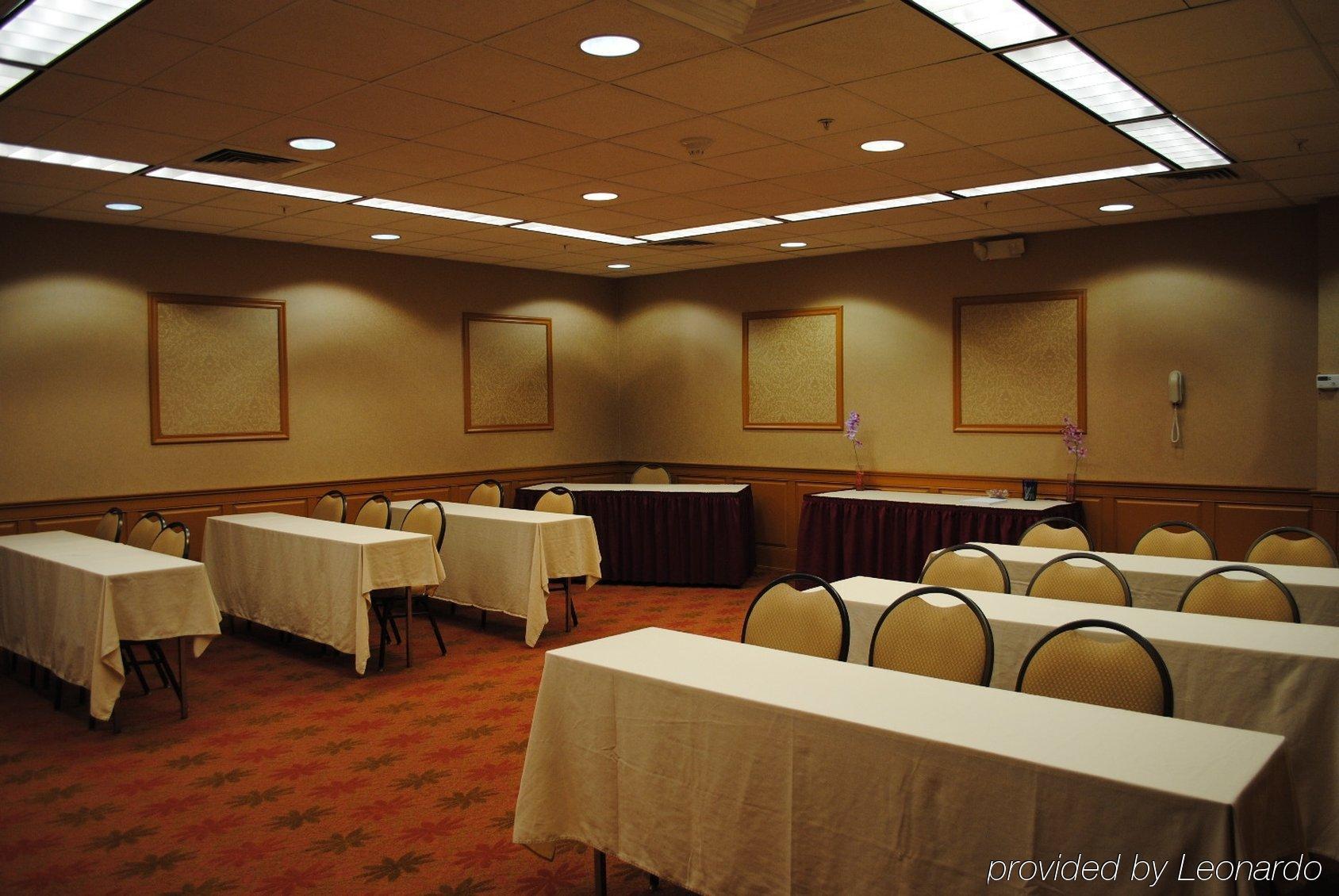 Holiday Inn Express Hotel & Suites Providence-Woonsocket By Ihg עסק תמונה
